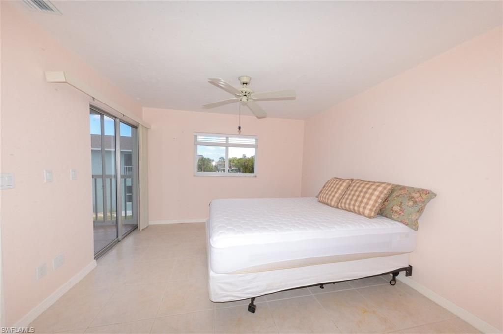 8141 Country Rd, Unit 203, Fort Myers, FL 33919 Photo