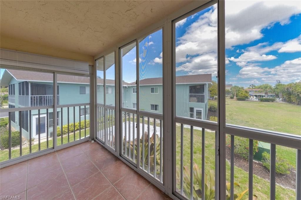 8141 Country Rd, Unit 203, Fort Myers, FL 33919 Photo