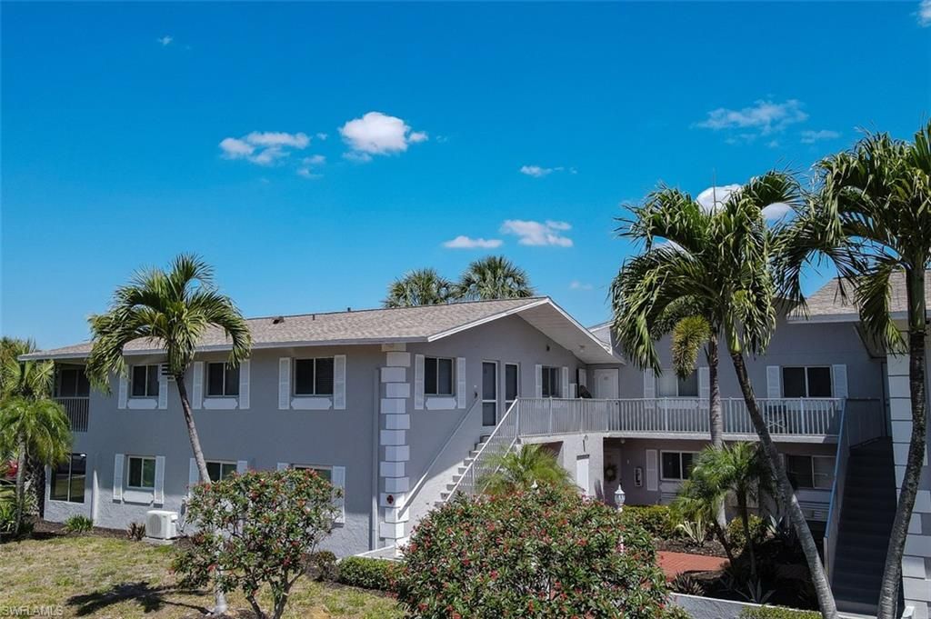8141 Country Rd, Unit 203, Fort Myers, FL 33919 Photo
