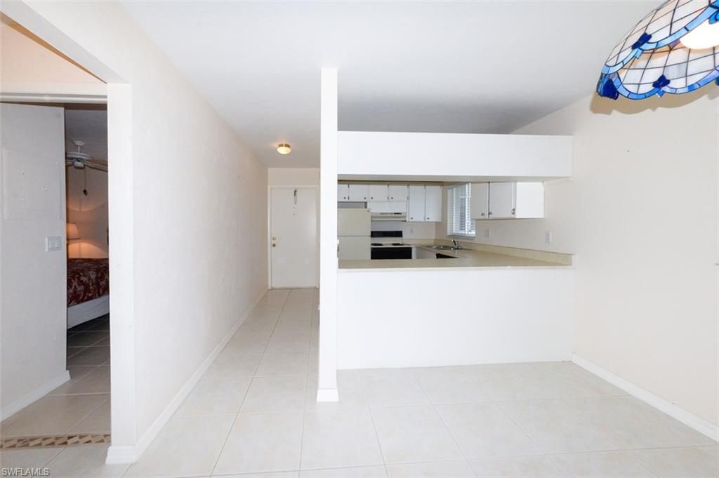 8141 Country Rd, Unit 203, Fort Myers, FL 33919 Photo