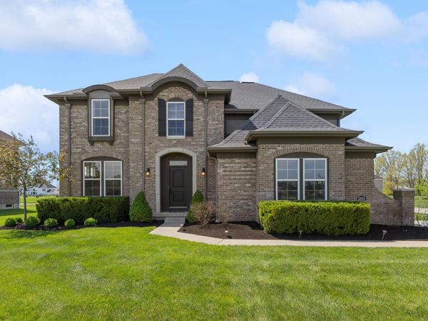 2665 Russell Woods Drive, Delaware, OH 43015
