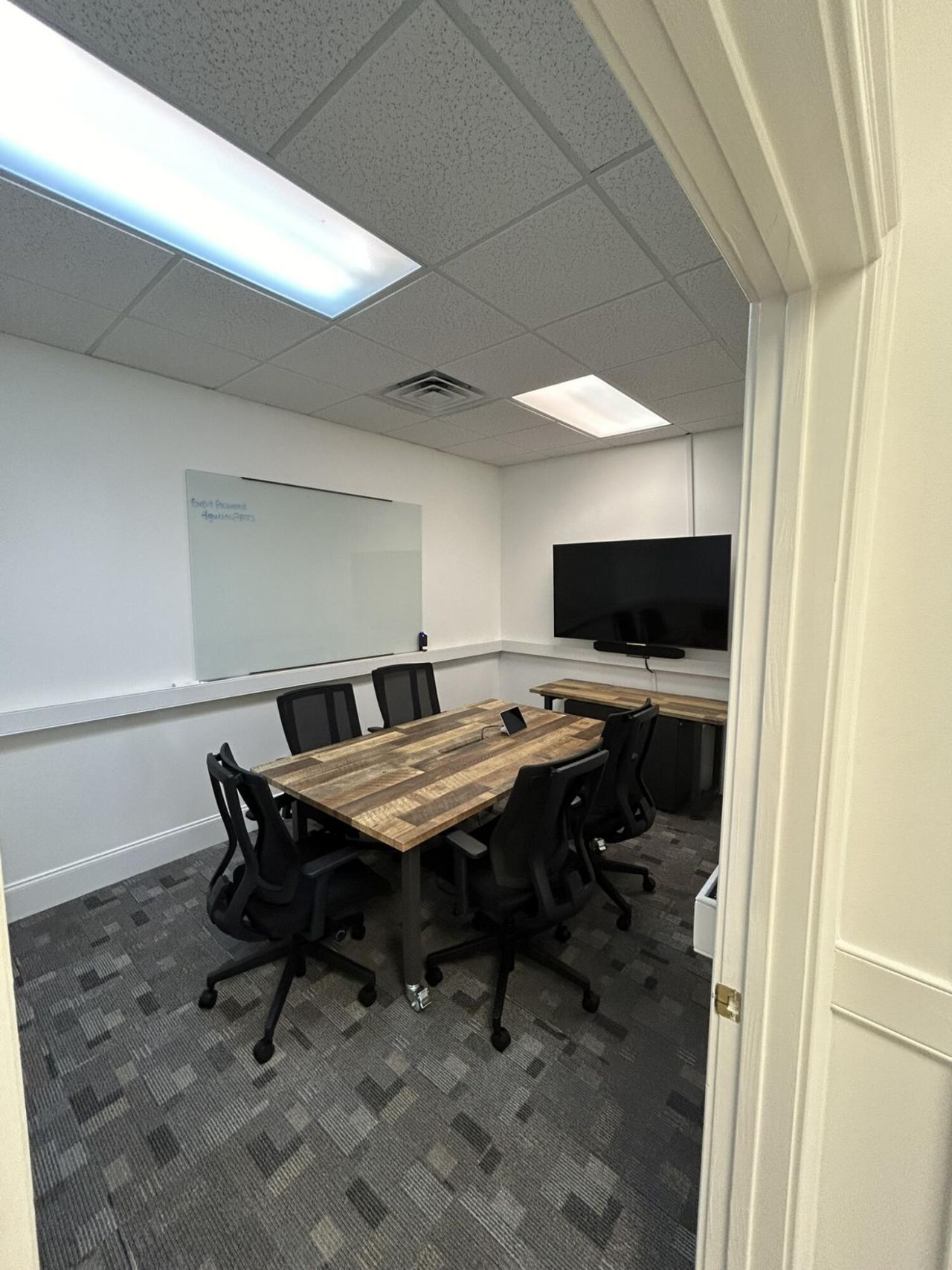 895 Island Park Drive  Photo 6