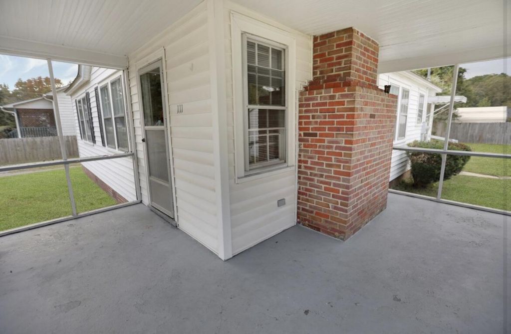 111 S Live Oak Drive  Photo 8