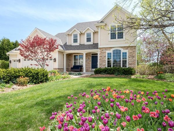 639 Prairie Hill AVENUE, Mukwonago, WI 53149