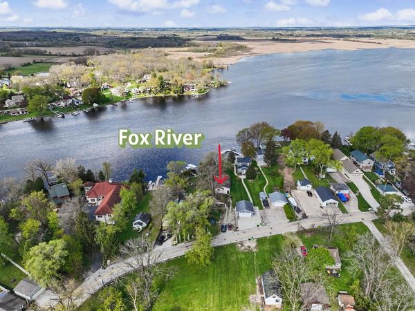 6602 Channel ROAD, Waterford, WI 53185