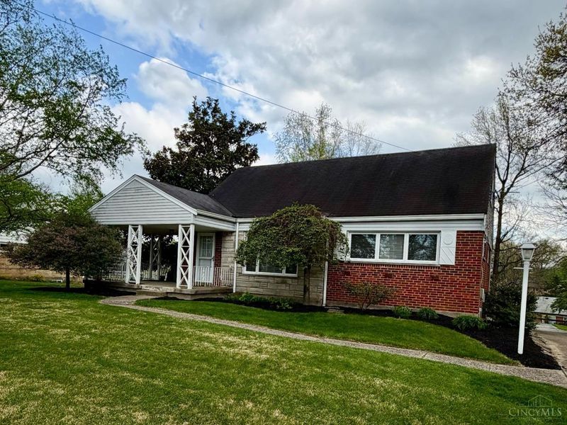 5377 Sidney Road, Green Township, OH 45238 Photo 4