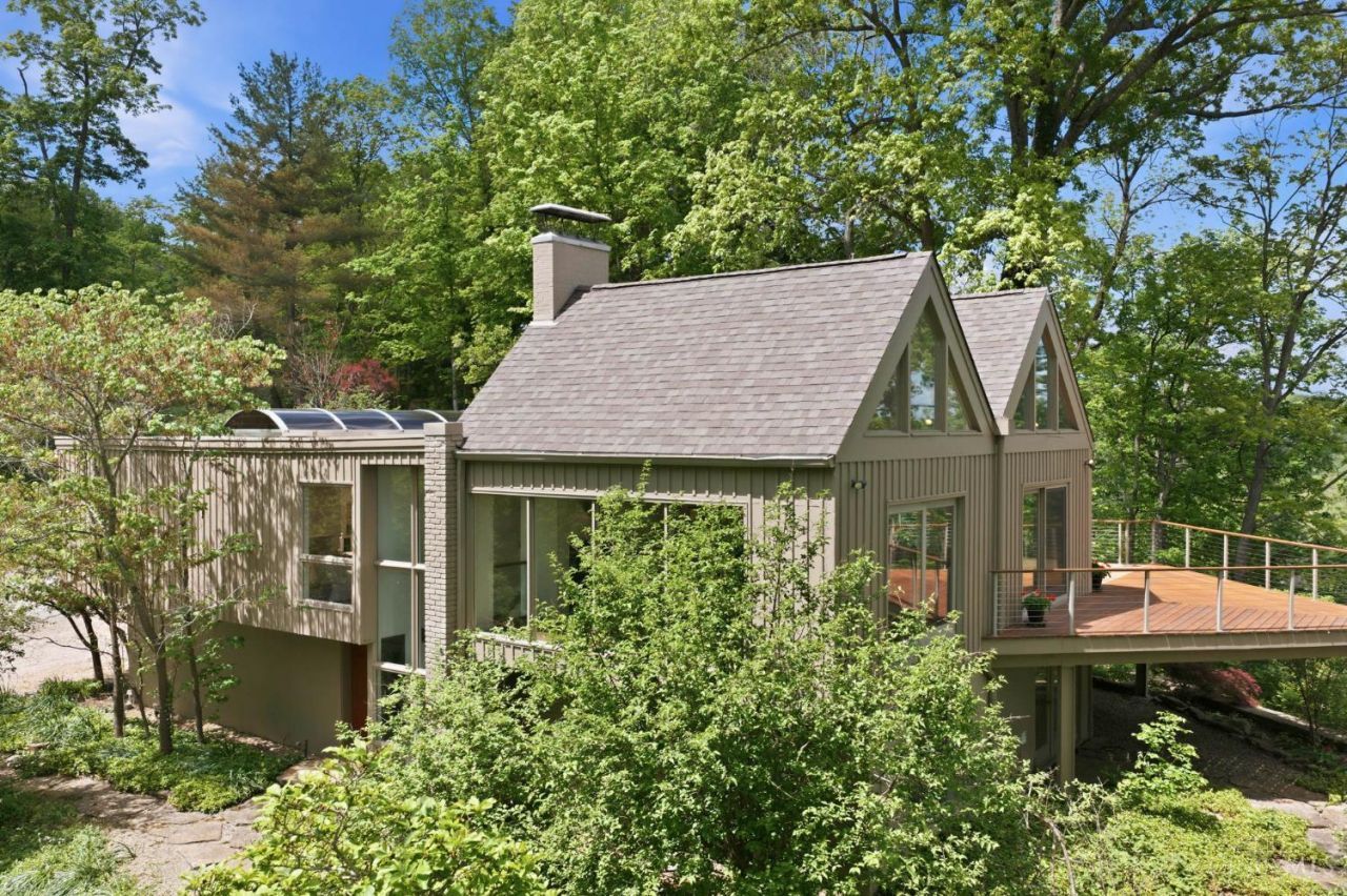 9546 Cunningham Road, Indian Hill, OH 45243 Main Photo
