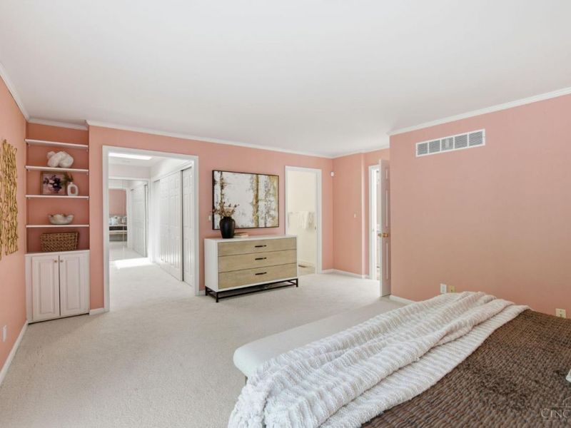 9546 Cunningham Road, Indian Hill, OH 45243 Photo 32
