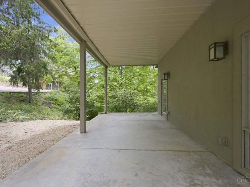 9546 Cunningham Road, Indian Hill, OH 45243 Photo 70