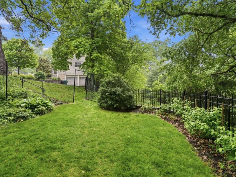 16 Far Hills Drive, Cincinnati, OH 45208 Photo 49