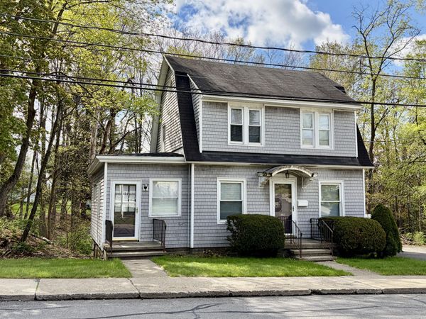 280 E Grove Street, Clarks Green, PA 18411