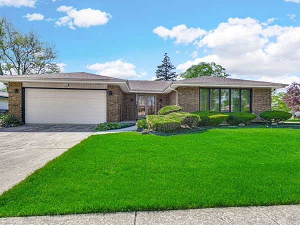15360 Orchid Court , Orland Park, IL 60462