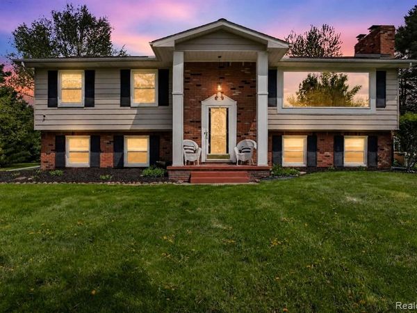 1180 N Hurd Road, Brandon Twp, MI 48462