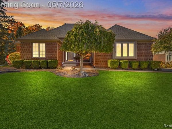 9124 Countrywood Drive, Plymouth Twp, MI 48170