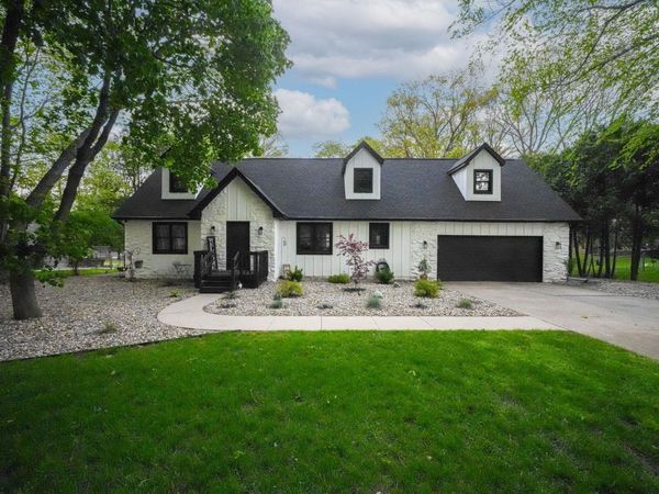 51246 Shady Lane, Elkhart, IN 46514