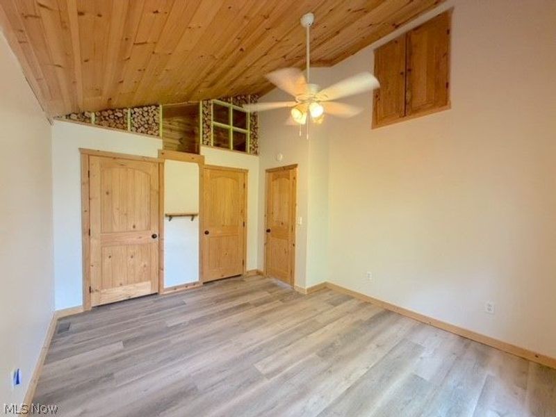 8260 Walnut Street SW, Sherrodsville, OH 44675 Photo 22