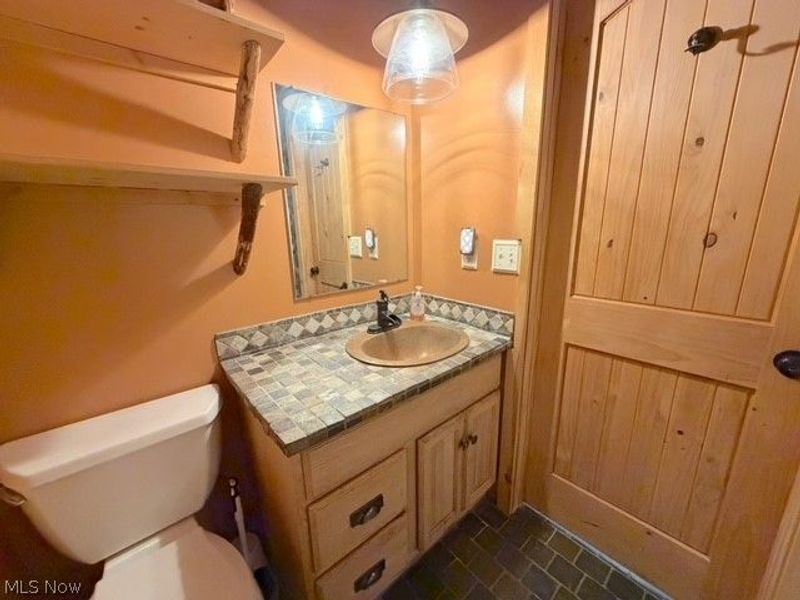 8260 Walnut Street SW, Sherrodsville, OH 44675 Photo 27