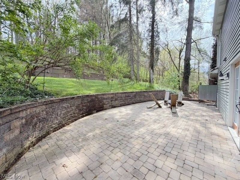 8260 Walnut Street SW, Sherrodsville, OH 44675 Photo 32