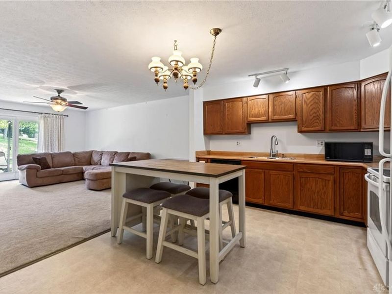 3160 Cymar Drive, Beavercreek, OH 45434 Photo 9