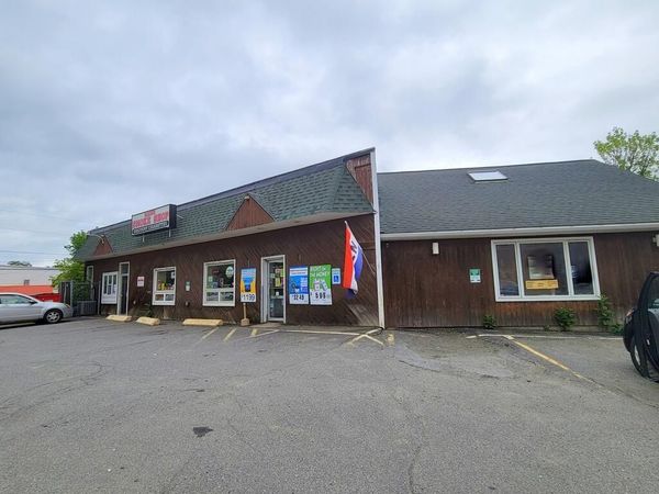 2 East Main Street , Dover-Foxcroft, ME 04426