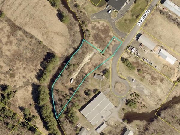 17 Fireslate Place , Lewiston, ME 04240