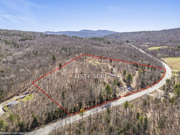 416 US-2 , Wilton, ME 04294