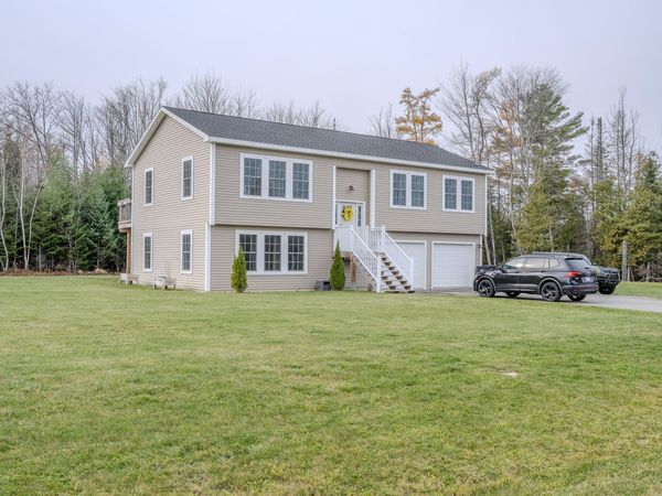 19 Magnolia Hill Road , Bangor, ME 04401