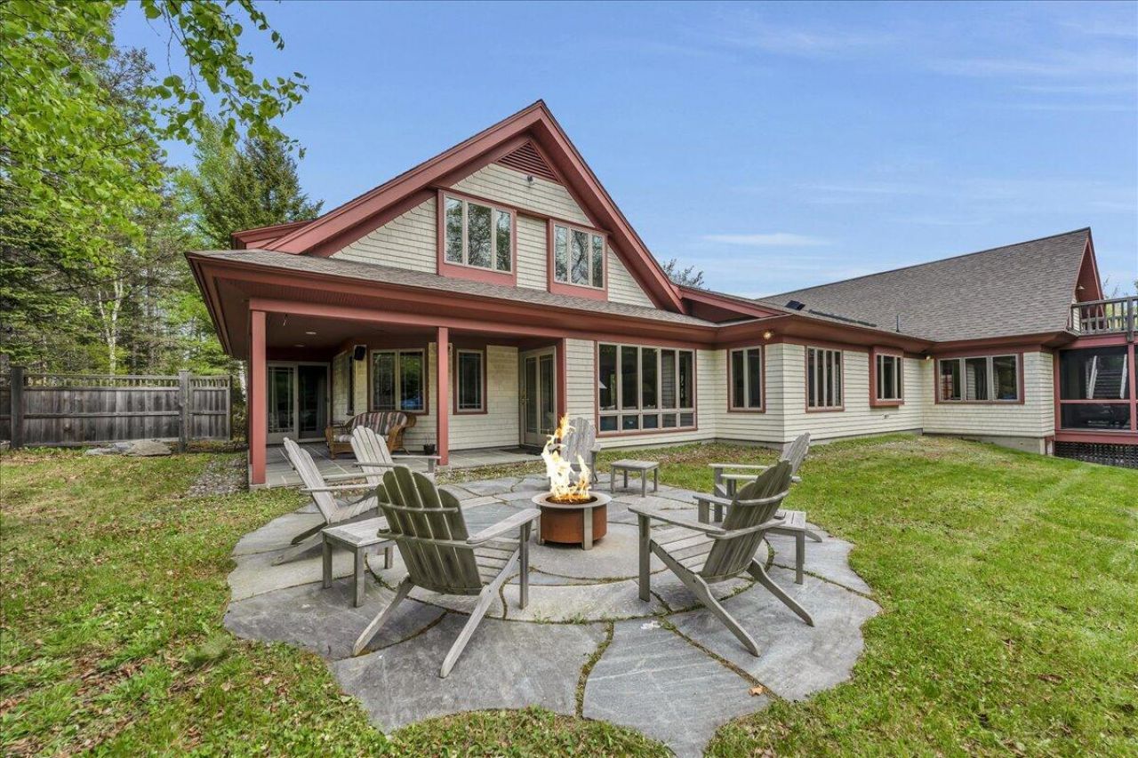 70 Ledgewood Lane, Blue Hill, ME 04614 Main Photo