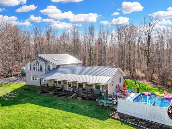 43 Peaslee Road, Pittston, ME 04345