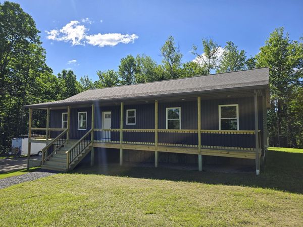 5 Holly Lane, Cornville, ME 04976