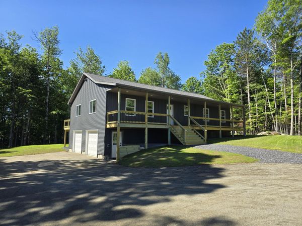 5 Holly Lane, Cornville, ME 04976