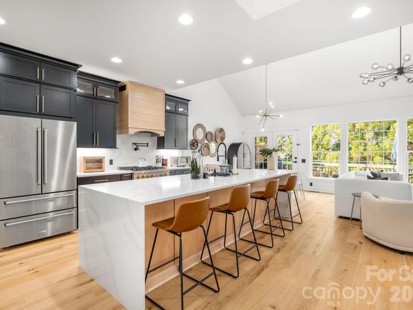 10610 Rogalla Drive , Charlotte, NC 28277