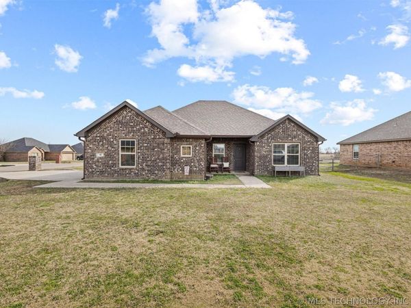 96 Dawson Drive, Calera, OK 74730