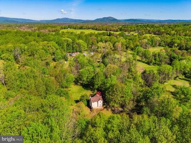 12151 DEERFIELD LANE , AMISSVILLE, VA 20106