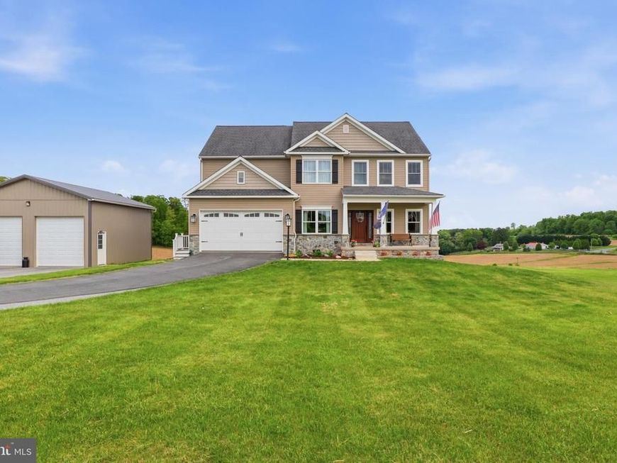 6792 Hickory Road, Stewartstown, PA 17363 Main Photo