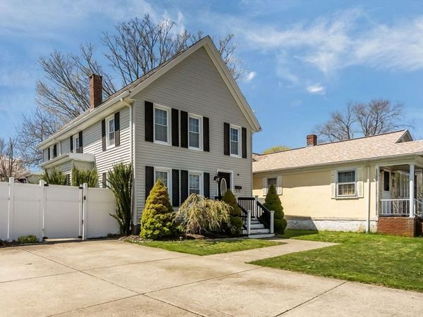 2453 Acushnet Ave, New Bedford, MA 02745