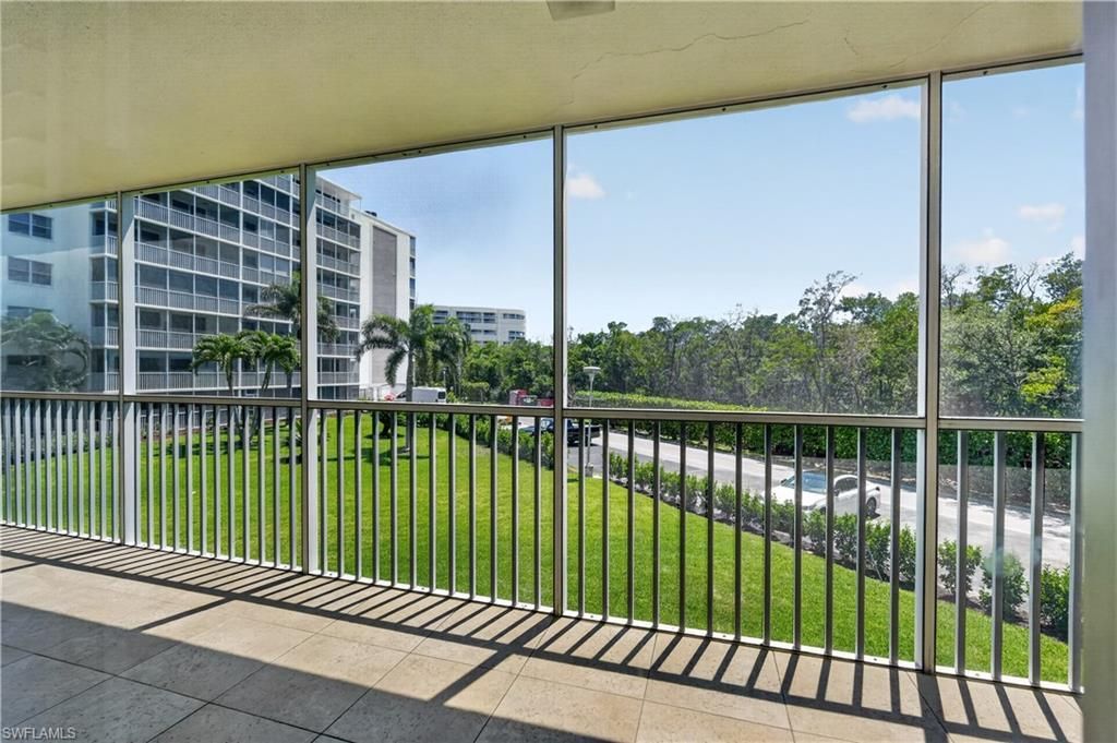 5 Bluebill Ave , Unit 201, Naples, FL 34108 Photo