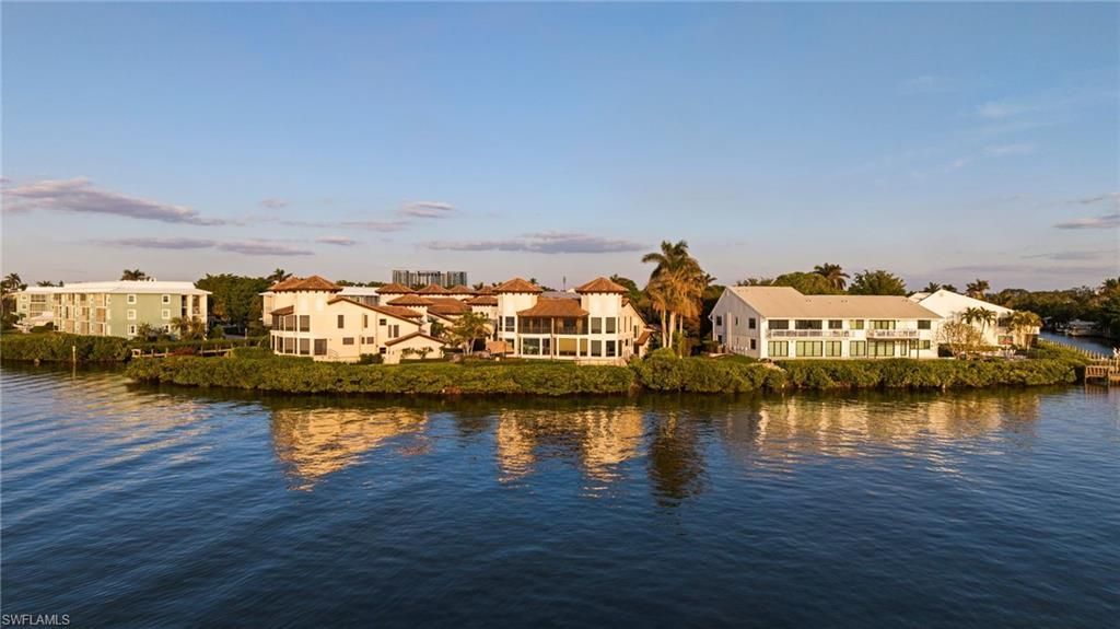 1301 Chesapeake Ave , Unit 1B, Naples, FL 34102 Photo