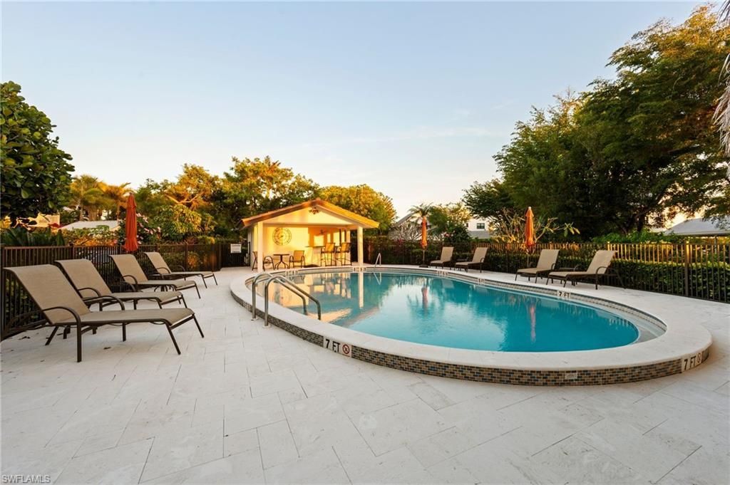 1301 Chesapeake Ave , Unit 1B, Naples, FL 34102 Photo