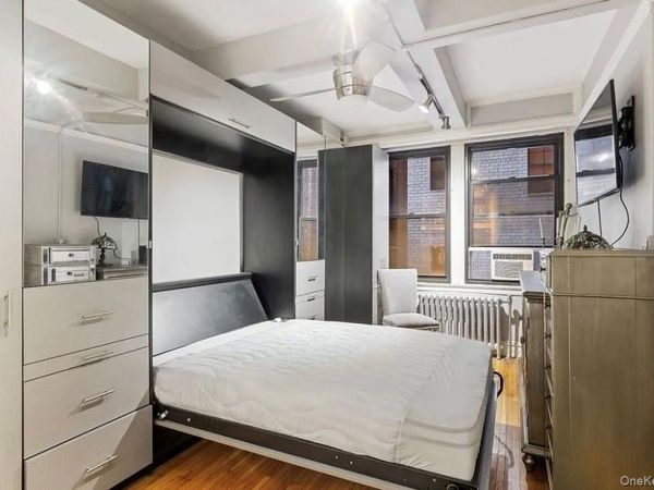457 W 57th Street , Unit 308, New York (Manhattan), NY 10019