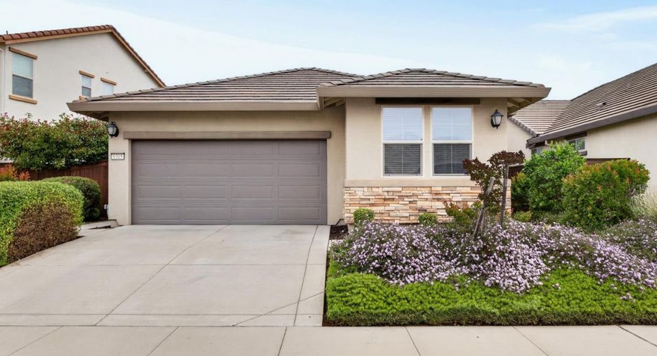 9315 Wild Lilac Cir, Sacramento, CA 95829 Photo