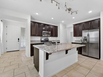 9315 Wild Lilac Cir, Sacramento, CA 95829 Photo