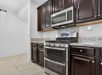 9315 Wild Lilac Cir, Sacramento, CA 95829 Photo
