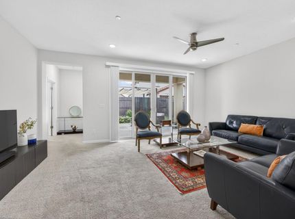 9315 Wild Lilac Cir, Sacramento, CA 95829 Photo