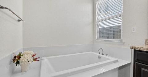 9315 Wild Lilac Cir, Sacramento, CA 95829 Photo