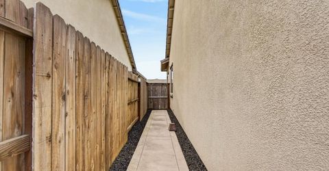 9315 Wild Lilac Cir, Sacramento, CA 95829 Photo