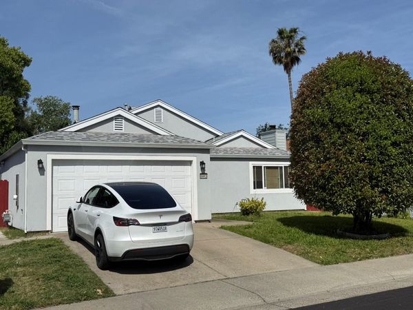5913 Crowder, Sacramento, CA 95842
