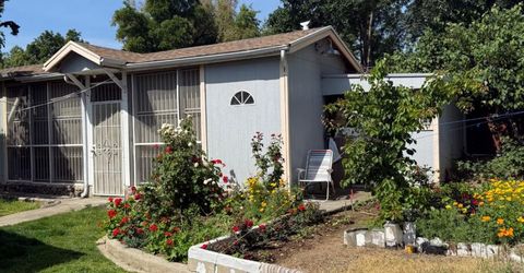 5913 Crowder, Sacramento, CA 95842 Photo