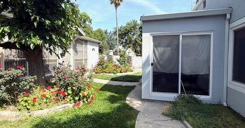 5913 Crowder, Sacramento, CA 95842 Photo