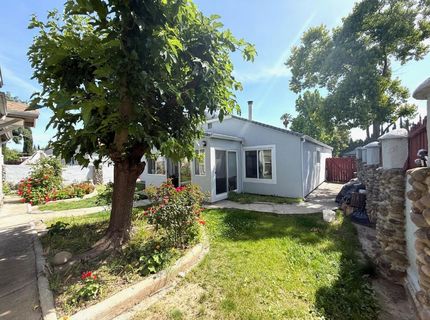 5913 Crowder, Sacramento, CA 95842 Photo